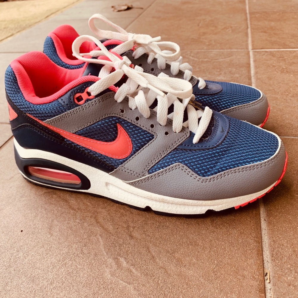 Nike Air Max Size 8